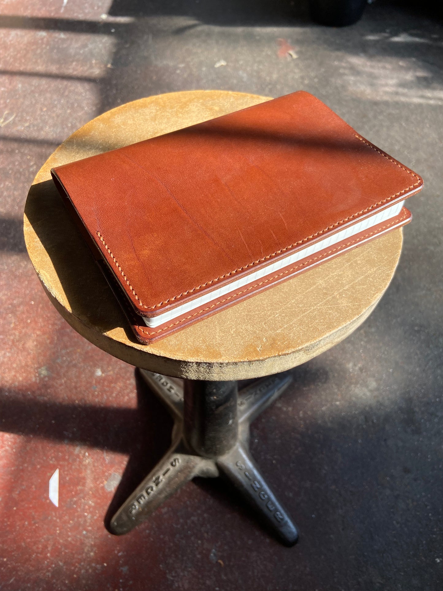Leather notepad holder