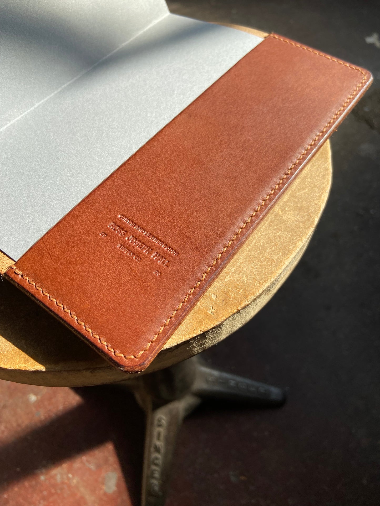 Leather notepad holder