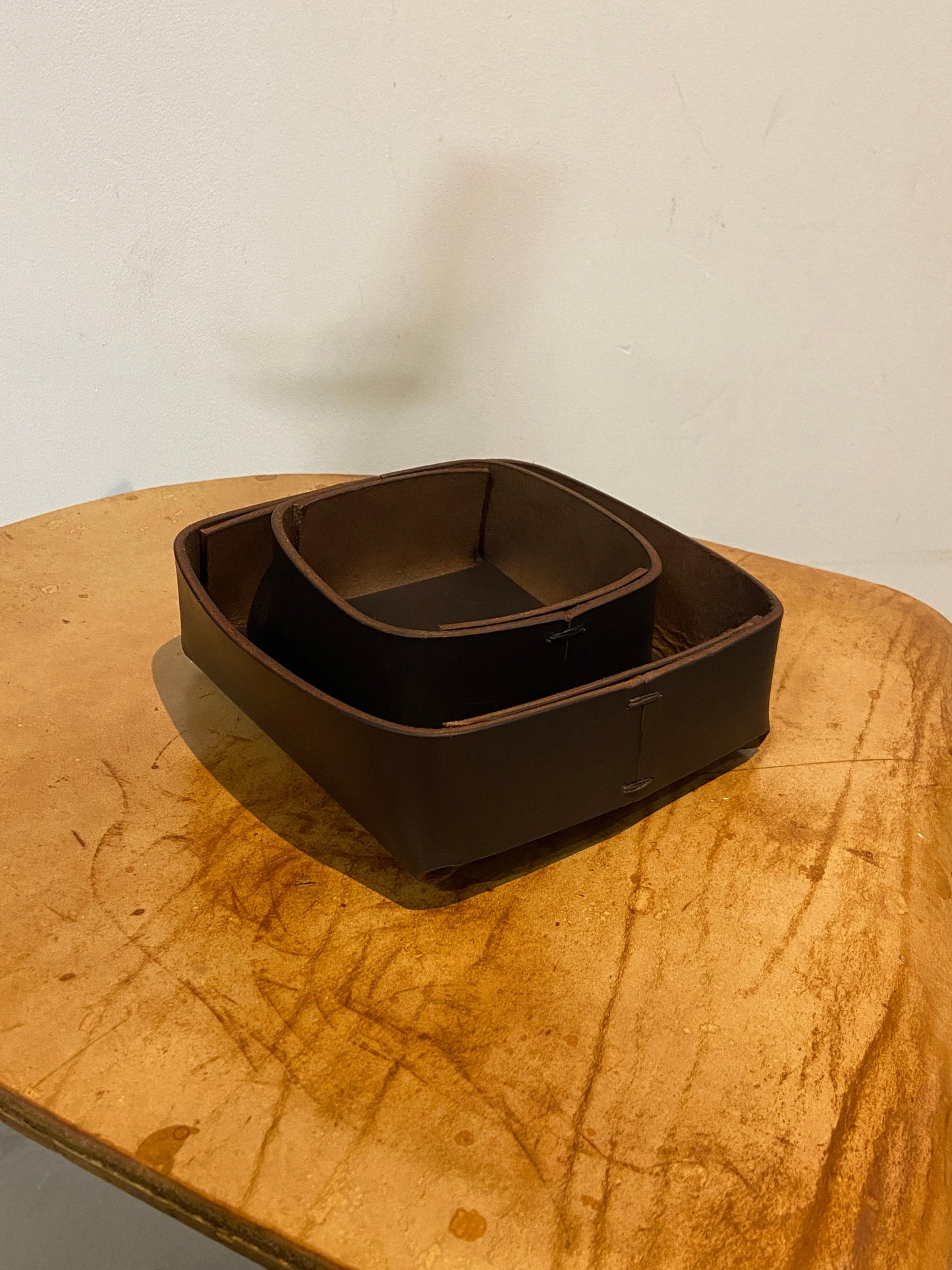 Leather catch-all tray - medium