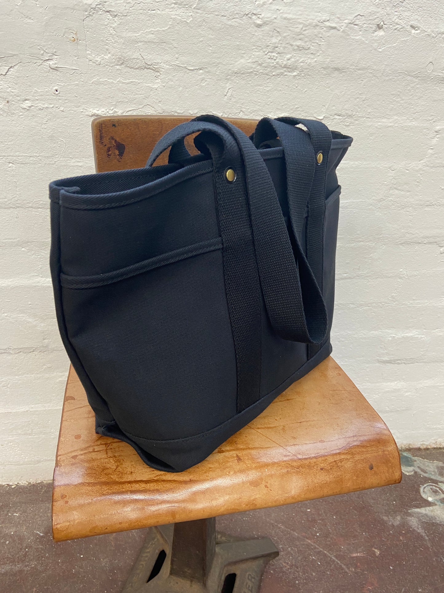 Commuters tote bag