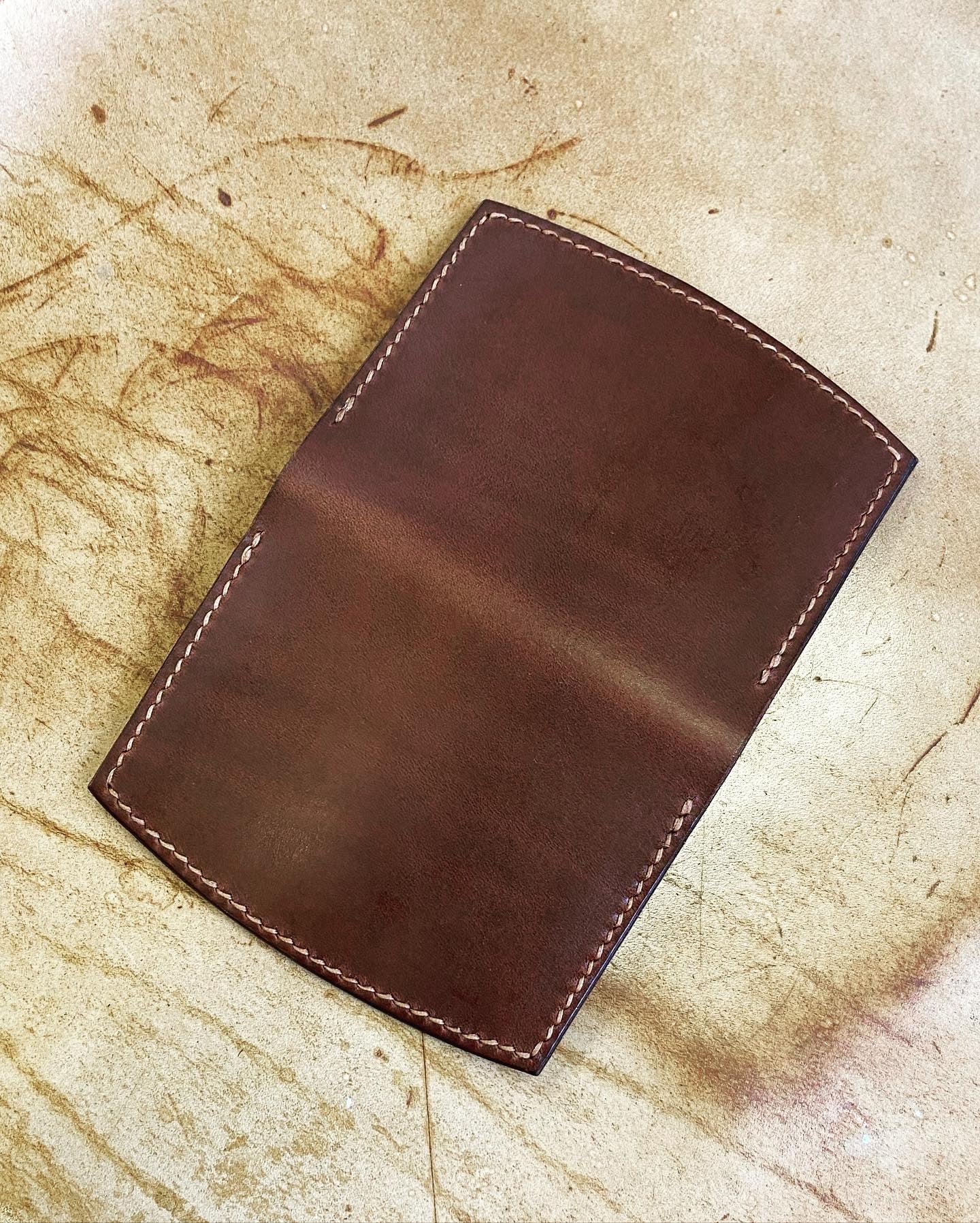 Curved card holder