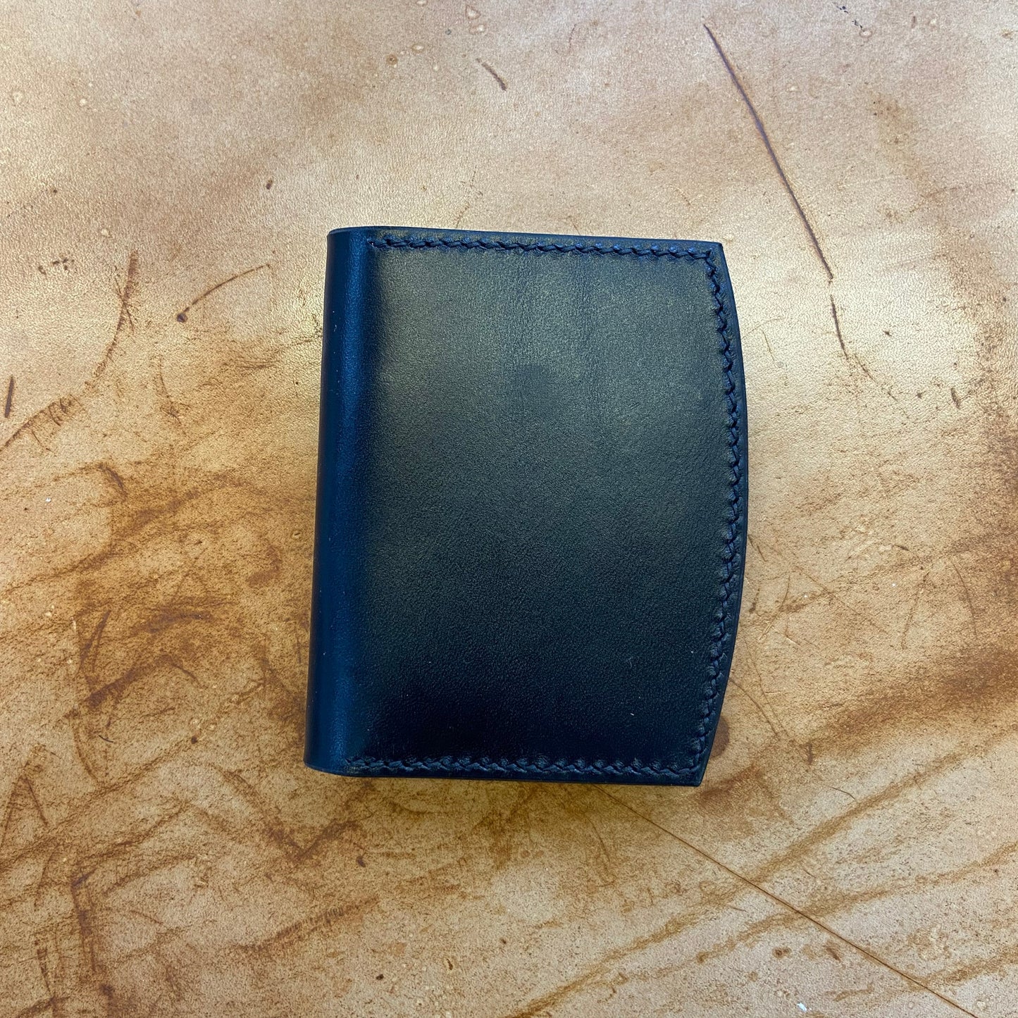 Curved card holder