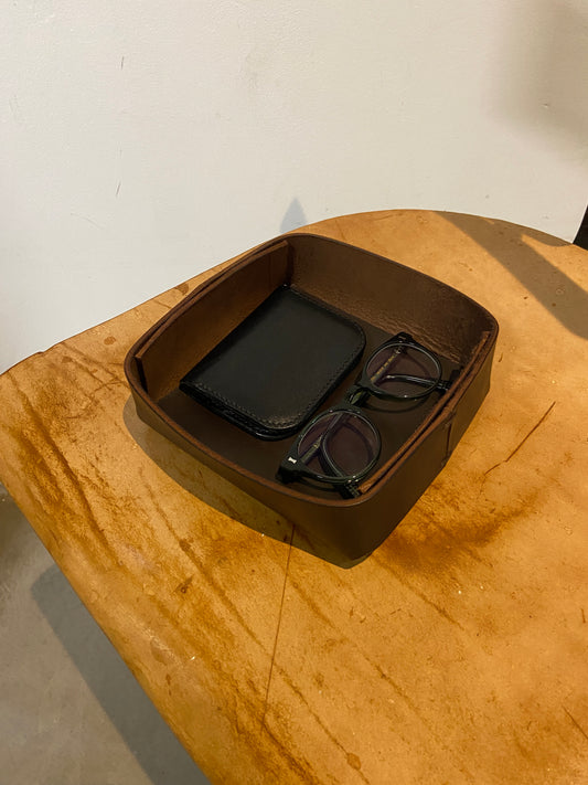 Leather catch-all tray - medium
